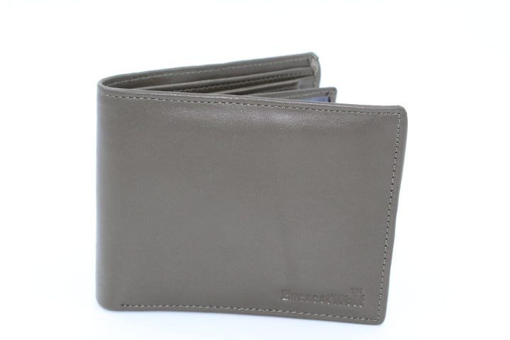 EverestWolf RoyalRivet Premium Dark Green Soft-Touch Leather Wallet